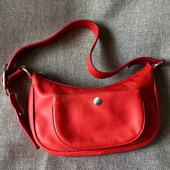 Vintage Y2K Marc Jacobs shoulder bag made in Italy from butter soft red leather